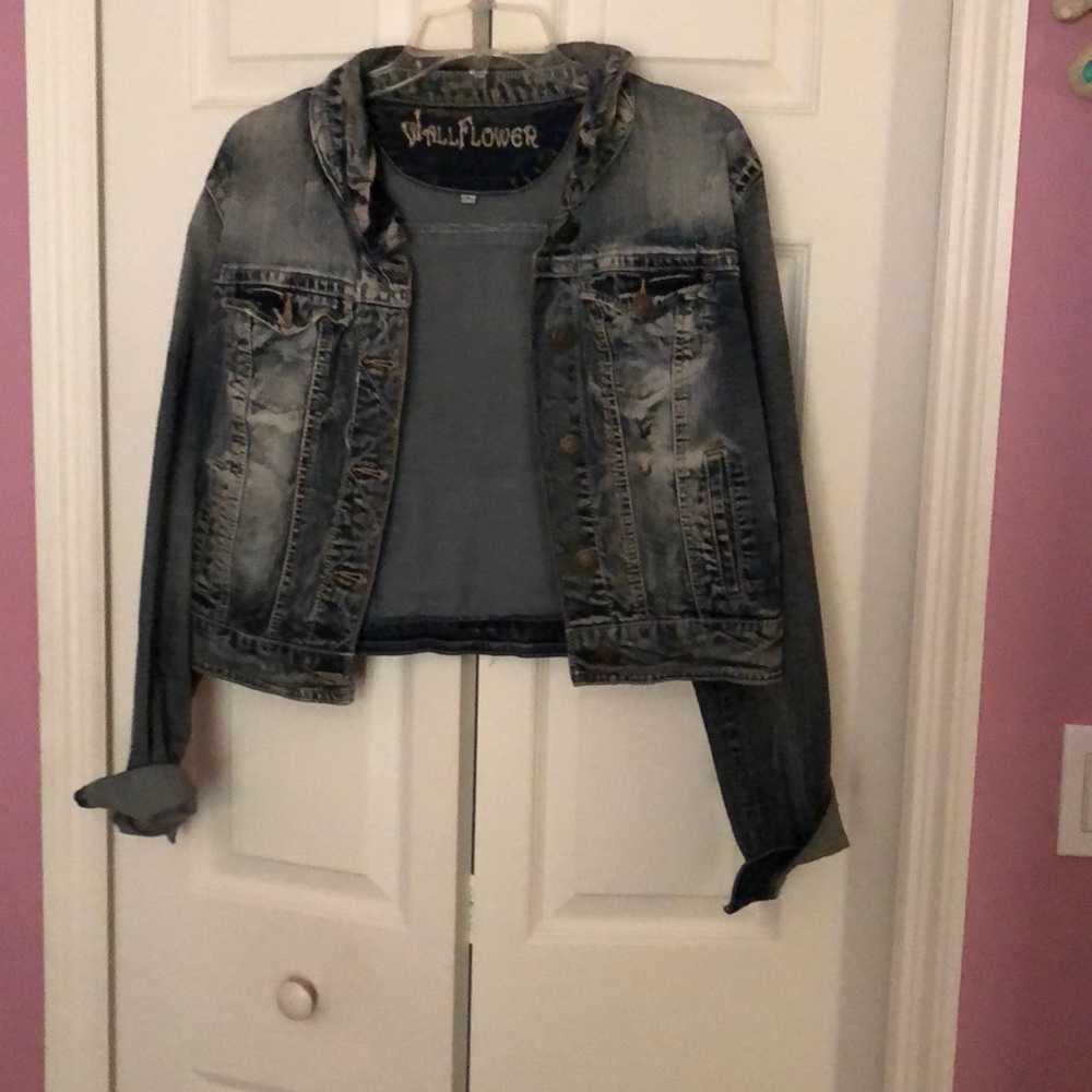 Cropped distressed jean jacket